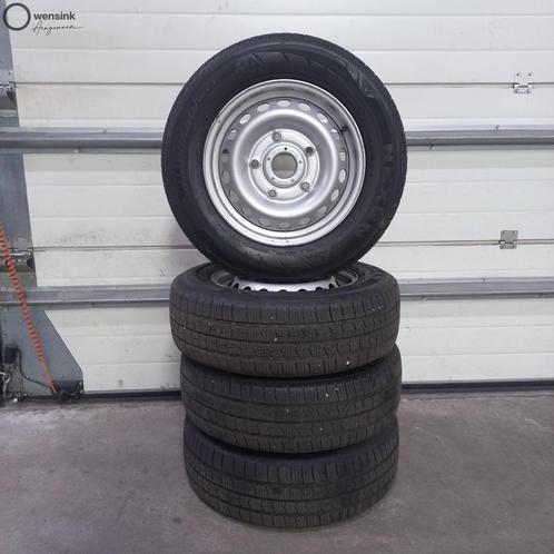 Complete Allseasonset Mercedes Vito 447 17" (#4339), Auto-onderdelen, Banden en Velgen, Banden en Velgen, All Season, 17 inch