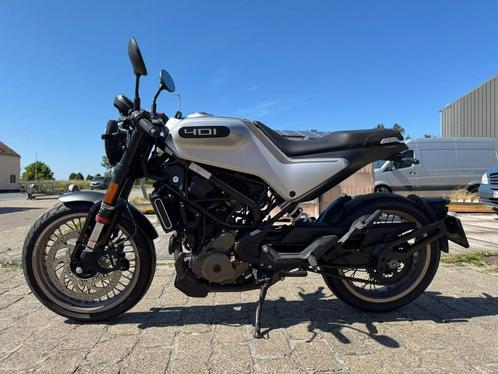 Husqvarna	Svartpilen 401, Motoren, Motoren | Husqvarna, Bedrijf, 12 t/m 35 kW, Ophalen of Verzenden