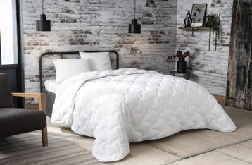 Couette 260*240 anti acariens  beschikbaar voor biedingen