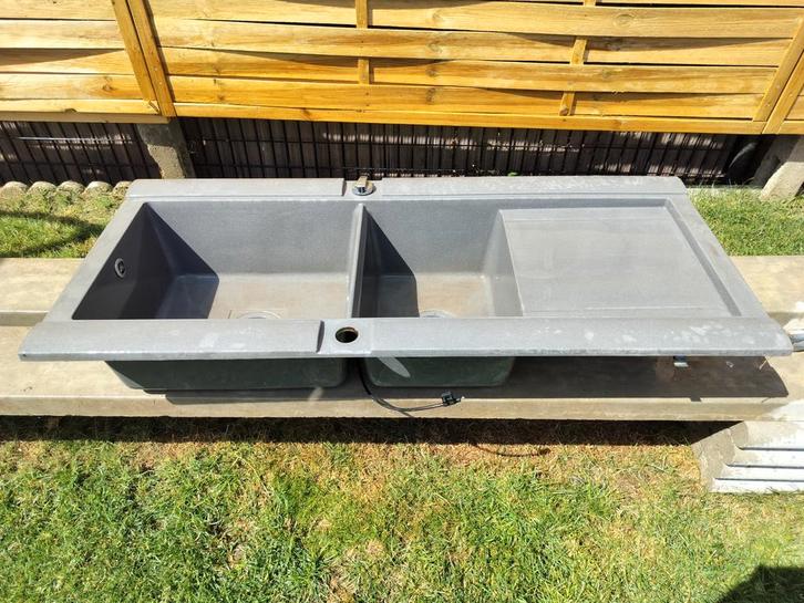 Dubbele keuken spoelbak lavabo in grafiet. Donkergrijs ., Huis en Inrichting, Keuken | Keukenelementen, Gebruikt, 100 tot 150 cm