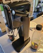 Sodastream apparaat met flessen, Ophalen, Zo goed als nieuw