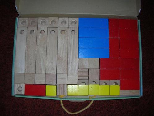 Jeu de construction en bois " BINA ", Kinderen en Baby's, Speelgoed | Houten speelgoed, Zo goed als nieuw, Ophalen