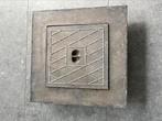 Putdeksel 1-30x30 cm/2-50x50 cm, Doe-het-zelf en Bouw, Buizen en Afvoer, Ophalen, Gebruikt, Aluminium, Afvoer
