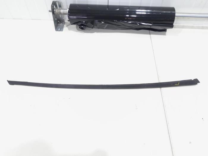 Joint de vitre d'un Audi A3, Autos : Pièces & Accessoires, Carrosserie & Tôlerie, Audi, Utilisé, 3 mois de garantie, Enlèvement ou Envoi