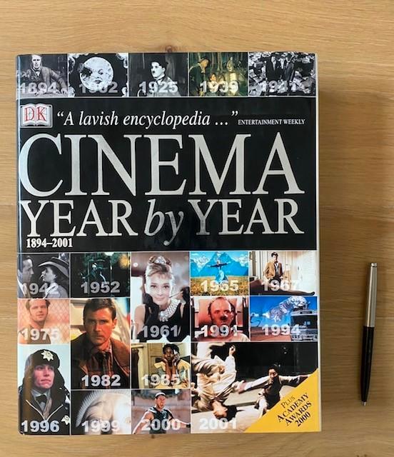 Boek: Cinema Year by Year 1894-2001 – Nieuw!, Boeken, Film, Tv en Media, Nieuw, Filmspecifiek, Ophalen of Verzenden