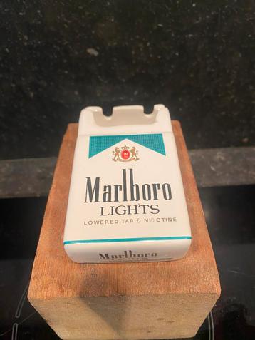 MARLBORO lights asbak/cendrier beschikbaar voor biedingen