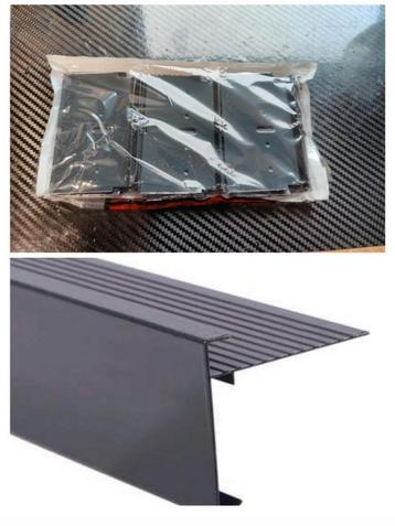 14 Koppelstukken voor aluminium daktrimmen  beschikbaar voor biedingen