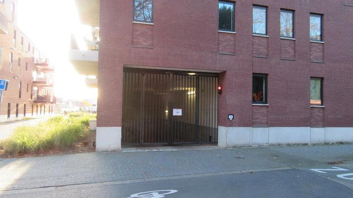 Staanplaats te huur in Turnhout centrum., Immo, Garages en Parkeerplaatsen, Turnhout