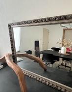 Zilver kleurige houtgesneden spiegel  B102  H72, Huis en Inrichting, Woonaccessoires | Spiegels, Ophalen, Nieuw, Rechthoekig, Minder dan 100 cm