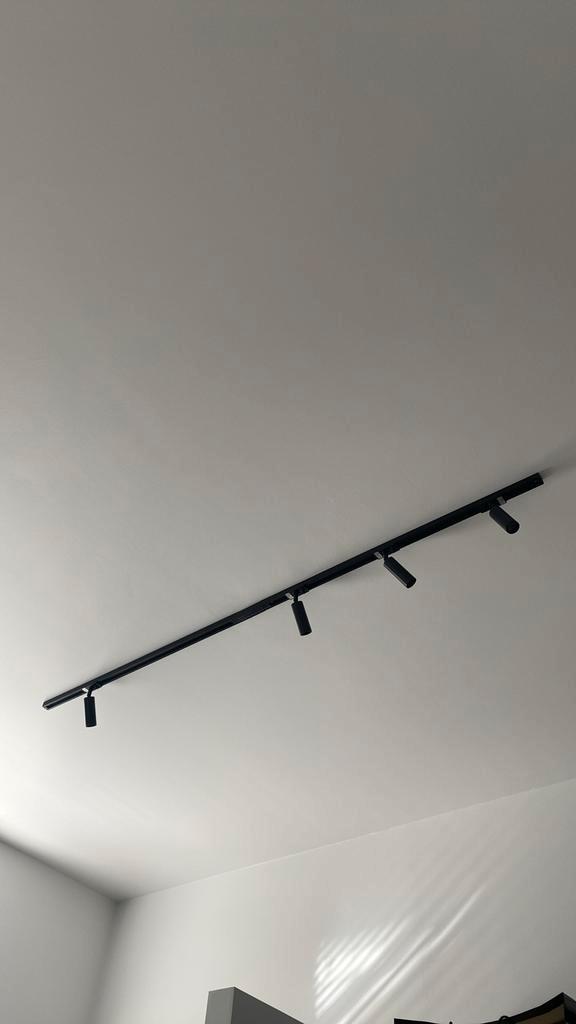 Rail voor spot van merk Kuro 2m, Huis en Inrichting, Lampen | Spots, Nieuw, Ophalen