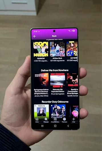 Samsung Galaxy S25 Ultra grijs titanium, 16GB RAM, 1TB beschikbaar voor biedingen