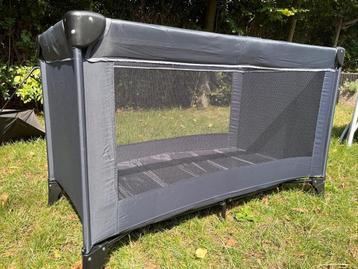 Reisbed + matras beschikbaar voor biedingen