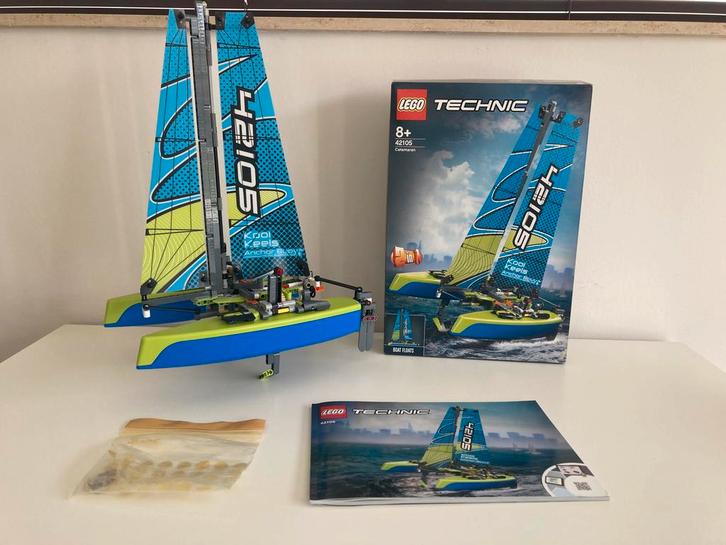 Lego Technic Catamaran 42105, Kinderen en Baby's, Speelgoed | Duplo en Lego, Gebruikt, Lego, Ophalen of Verzenden