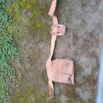 Oude werk riem., Ophalen