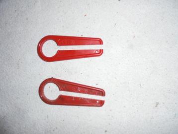 Vintage flesopeners beschikbaar voor biedingen