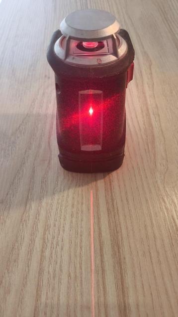 Zelfnivellerende Bosch Laser PLL360 - Rondom 360 graden, Doe-het-zelf en Bouw, Ophalen of Verzenden, Gebruikt, Afstand