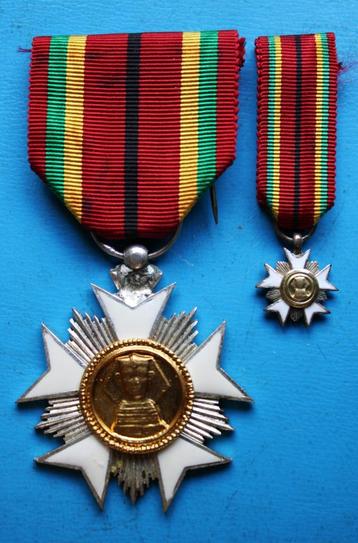 Medaille Ridder in de~~Orde van de Sfinx~~met Miniature