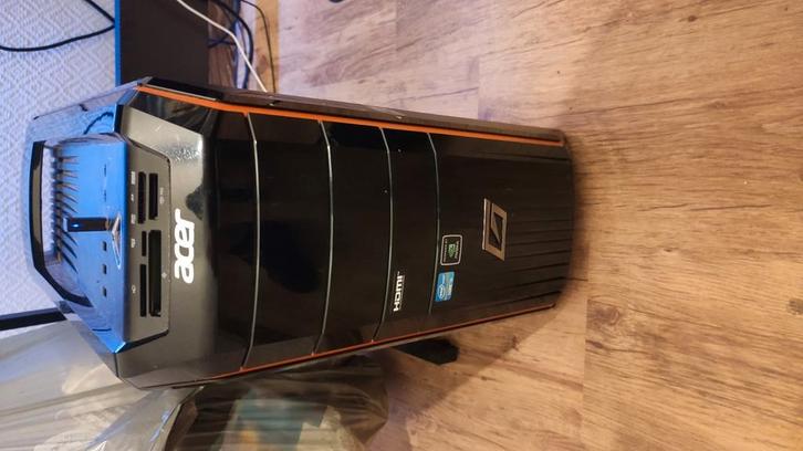 Complete PC van acer, Computers en Software, Desktop Pc's, Gebruikt, HDD, Ophalen