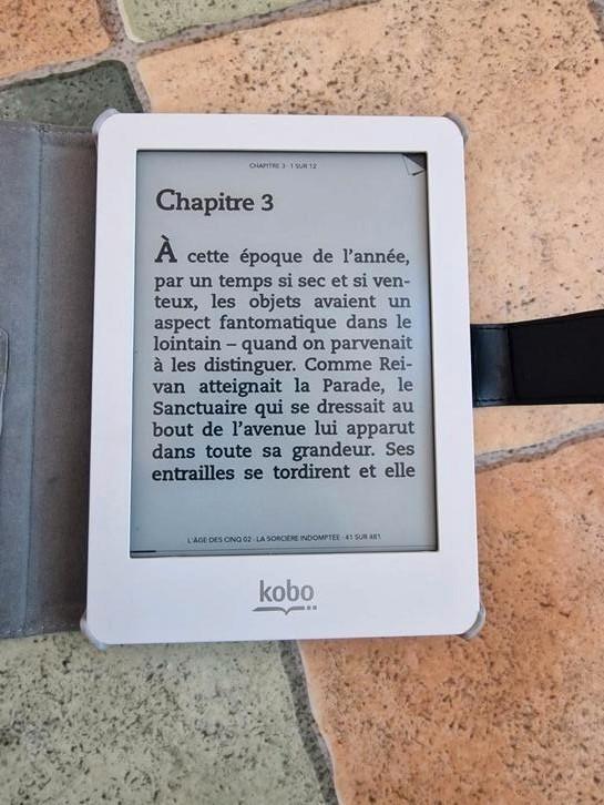 Kobo Glo (modèle N613) – Liseuse 6" en très bon état, Computers en Software, E-readers, Zo goed als nieuw, Ophalen of Verzenden