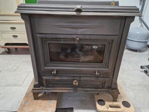 Poêle mazout poêlerie Quesnon modèle 6501, Doe-het-zelf en Bouw, Verwarming en Radiatoren, Gebruikt, Ophalen of Verzenden