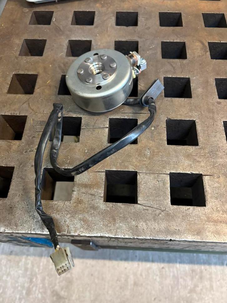 Brommer onderdelen, Fietsen en Brommers, Brommeronderdelen | Algemeen, Uitlaat, Ophalen