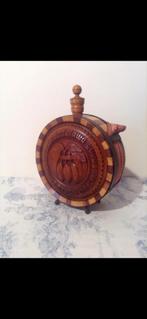 Large Hand Carved wooden wine flask, Ophalen of Verzenden