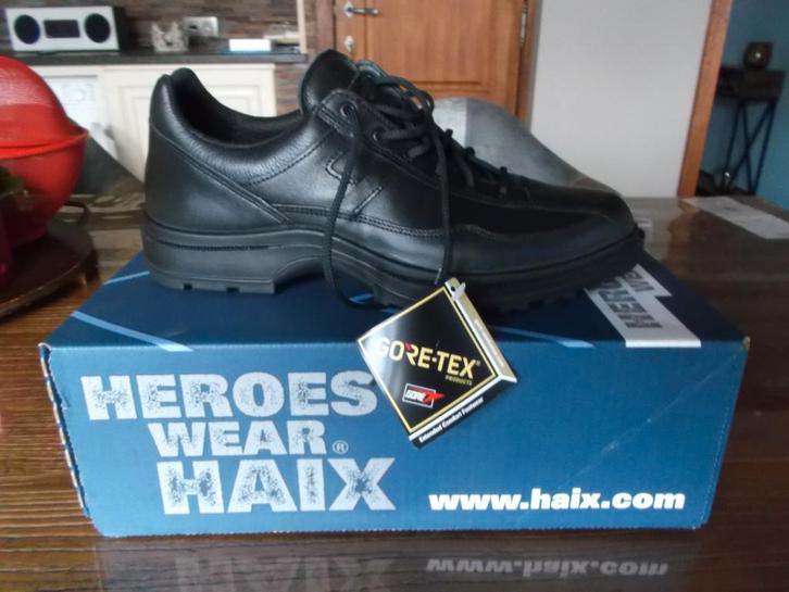 1/2 prix chaussures tactique à tige basse HAIX pointure 42, Kleding | Heren, Schoenen, Nieuw, Ophalen of Verzenden