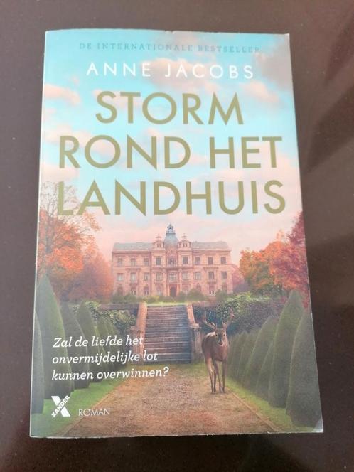Anne Jacobs - Storm rond het landhuis, Boeken, Literatuur, Zo goed als nieuw, Ophalen of Verzenden
