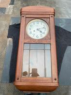 Belle horloge ancien à remonter mécanique 75€ a discute