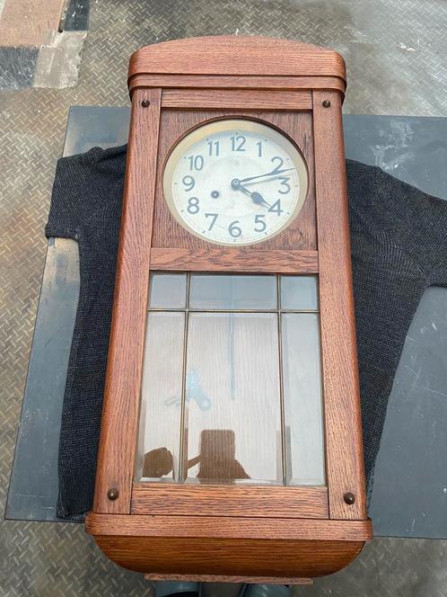 Belle horloge ancien à remonter mécanique 75€ a discute, Antiquités & Art, Antiquités | Horloges