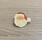 PIN - KERSTMAN - KERSTMIS - SANTA CLAUS - PERE NOËL, Verzenden, Gebruikt, Figuurtje, Speldje of Pin