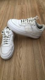 Baskets Nike AF1, Vêtements | Femmes, Chaussures, Sneakers et Baskets, Nike, Comme neuf, Blanc