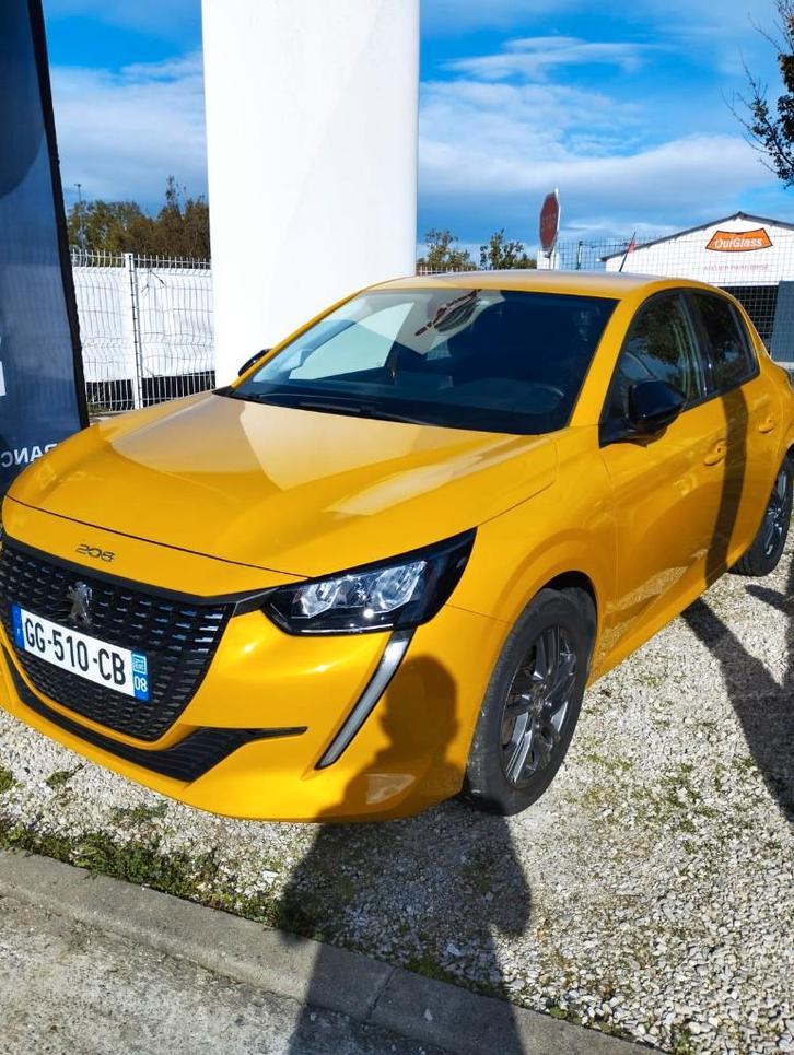 PEUGEOT 208 II 1.2 PURETECH, Autos, Peugeot, Particulier, ABS, Essence, Euro 6, Berline, 5 portes, Automatique, Autres couleurs