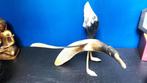 Magnifique ancien oiseau sculpté dans une corne 50 cm, Enlèvement