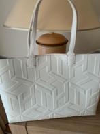 Tommy Hilfiger witte handtas, Handtassen en Accessoires, Tassen | Damestassen, Ophalen, Zo goed als nieuw, Wit, Handtas