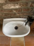 Handenwasser met kraan voor toilet, Ophalen, Zo goed als nieuw