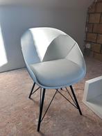 Ikea stoel wit, Huis en Inrichting, Ophalen, Zo goed als nieuw, Wit