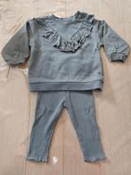 Set broek + bloes H&M - meisje - grijs - maat 74, Enfants & Bébés, Vêtements de bébé | Taille 74, Comme neuf, Fille, Ensemble