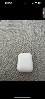 Apple airpods 2 orgineel met oplaadcase, Ophalen, Gebruikt, Bluetooth