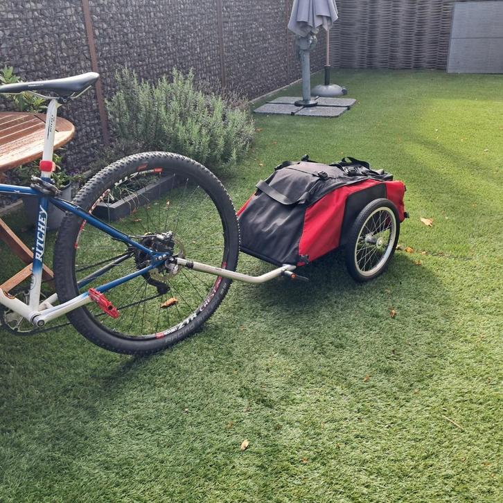 trekking fietskar (Radical Design, Cyclone), Fietsen en Brommers, Fietsaccessoires | Aanhangwagens en Karren, Gebruikt, Bagagekar