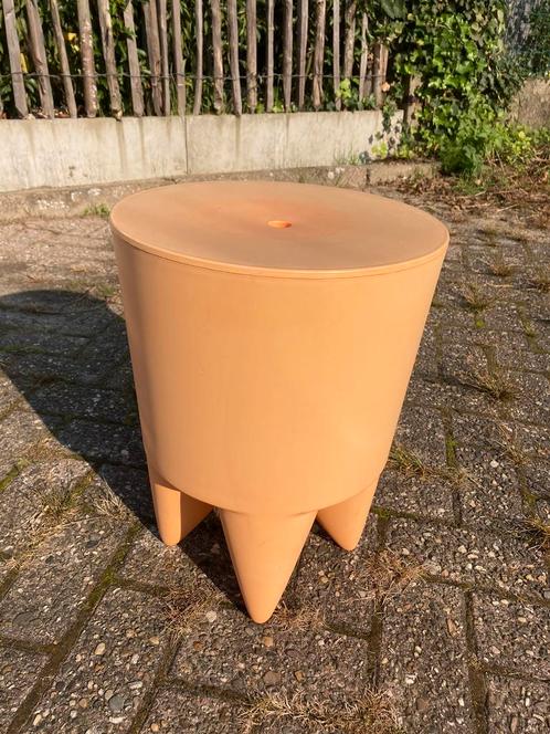 Starck krukje in peach kleur, Huis en Inrichting, Krukjes, Gebruikt, Ophalen
