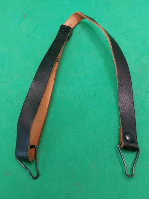 Post WO2 Belgian US M1 Clone Helmet Liner Leather ChinStrap5, Verzamelen, Militaria | Tweede Wereldoorlog, Ophalen of Verzenden