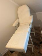Witte behandelstoel, Sport en Fitness, Massageproducten, Ophalen, Gebruikt, Massagetafel