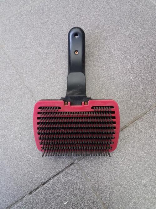 zelfreinigende dierenborstel, Dieren en Toebehoren, Katten-accessoires, Gebruikt, Ophalen