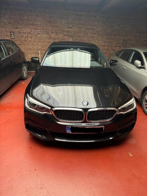 BMW 520D xDrive (M-pakket) Volledige opties, Auto's, BMW, Particulier, 5 Reeks, Diesel, Euro 6, Berline, 5 deurs, Zwart, Grijs