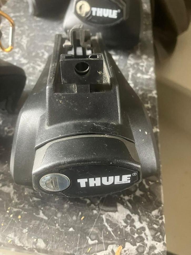 Thule Rapid System 757 – dakdrager voetenset  Compleet setje, Auto diversen, Dakdragers, Gebruikt, Ophalen