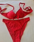 Rode bikini van KIWI, Kleding | Dames, Badmode en Zwemkleding, KIWI, Ophalen of Verzenden, Bikini, Gedragen