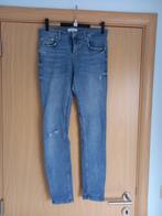 Jeans broek Zara maat 38, Kleding | Dames, Broeken en Pantalons, Lang, Blauw, Maat 38/40 (M), Ophalen of Verzenden