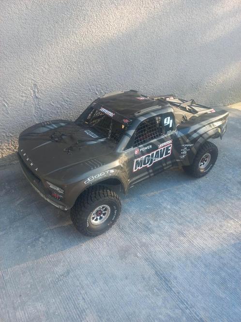 Arrma Mojave 6 of 8 RTR!, Hobby en Vrije tijd, Modelbouw | Radiografisch | Auto's, Zo goed als nieuw, Auto offroad, Elektro, Schaal 1:8