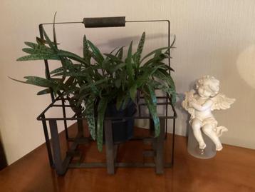 Metalen flessendrager. Flessenhouder. Decoratie of gebruik., Enlèvement ou Envoi